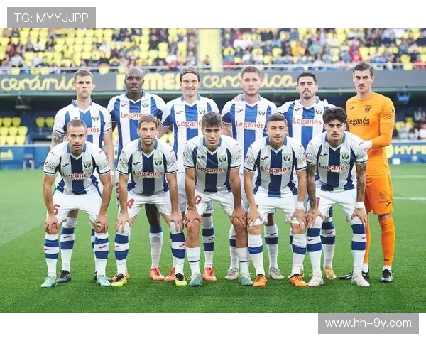 河南足球队真情送贺礼共同祝福广西体育发展腾飞迈向新时代辉煌篇